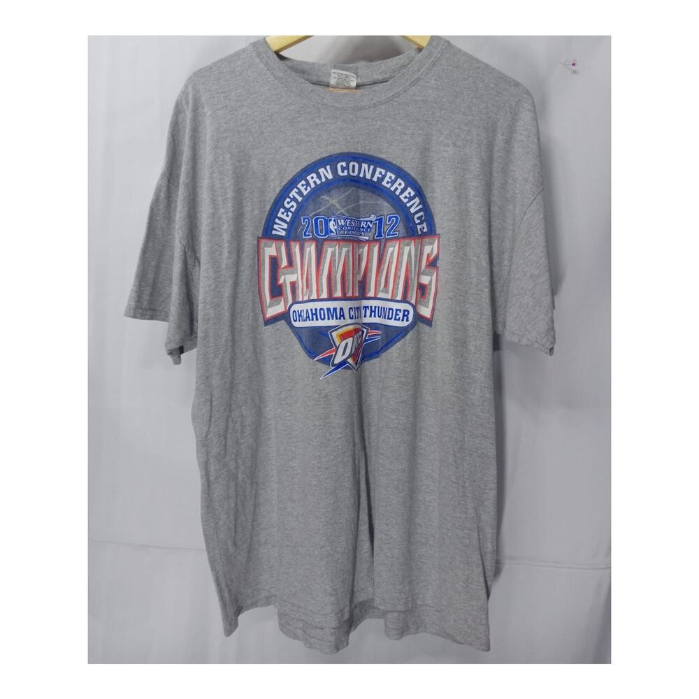 GILDAN Oklahoma City Thunder Champions T-Shirt Gray Graphic Print Knit Size XL
